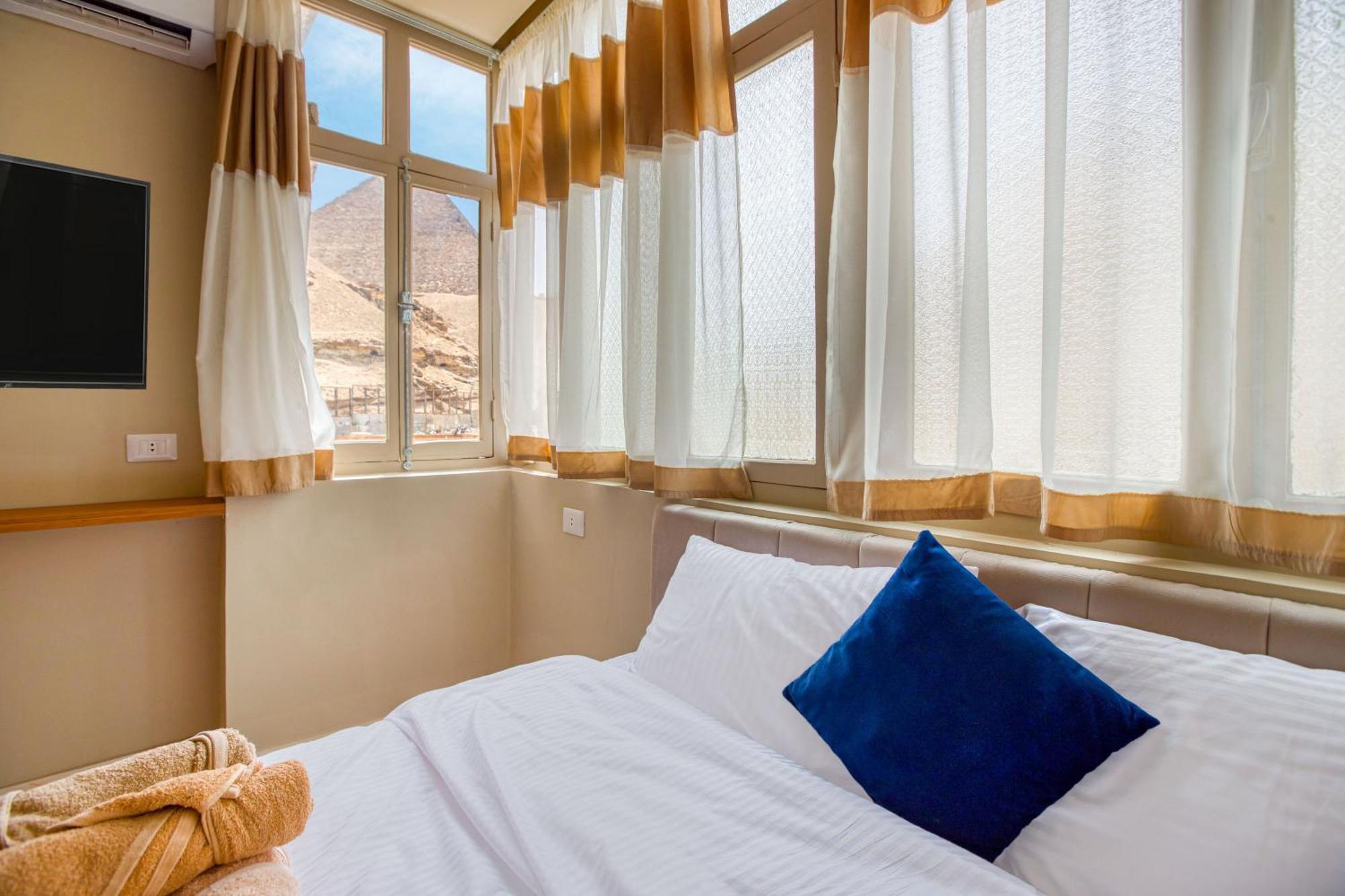The Grand Pyramids View Hotel Kafrat al Jabal Quarto foto