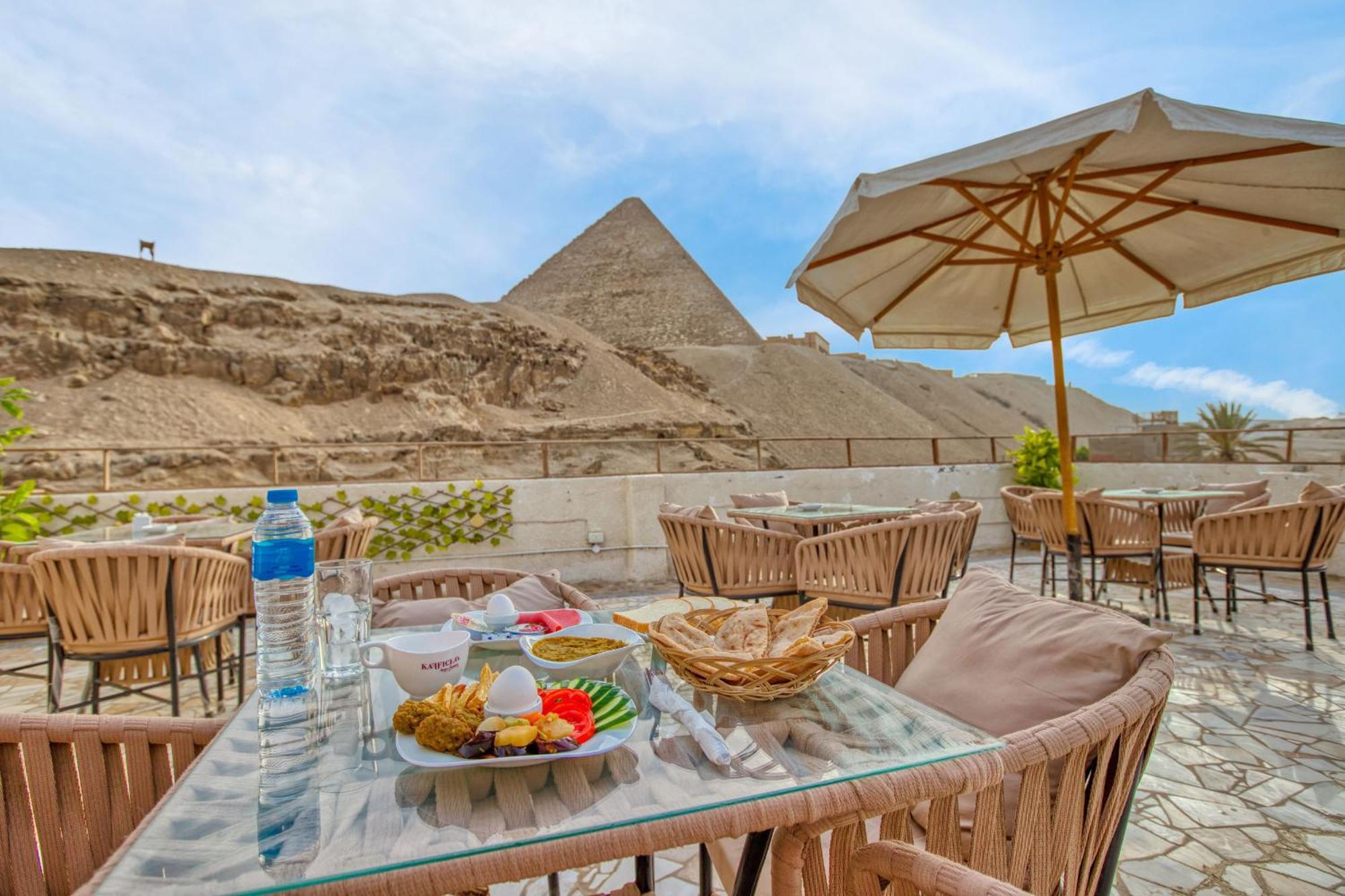 The Grand Pyramids View Hotel Kafrat al Jabal Exterior foto