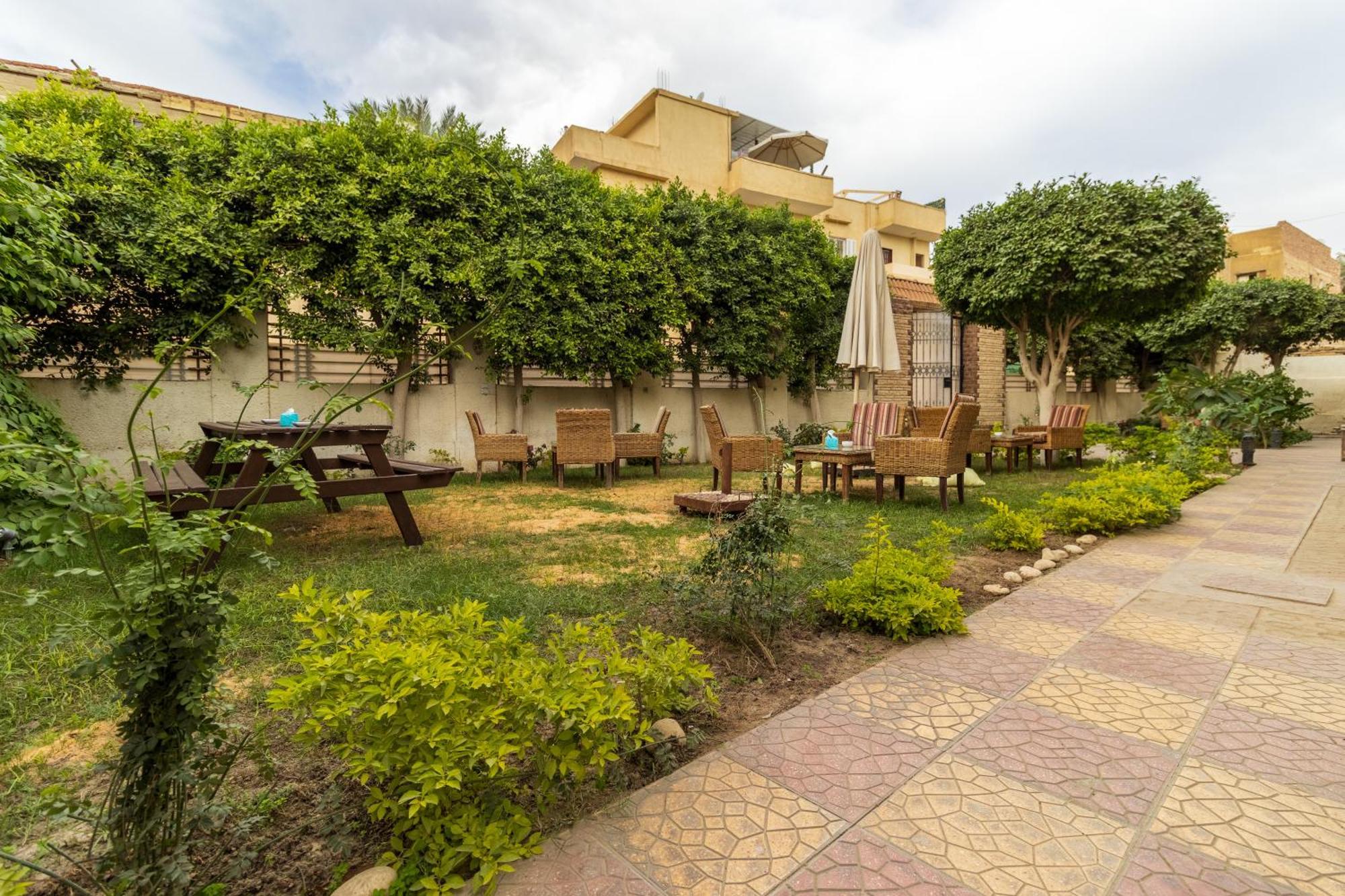 The Grand Pyramids View Hotel Kafrat al Jabal Exterior foto